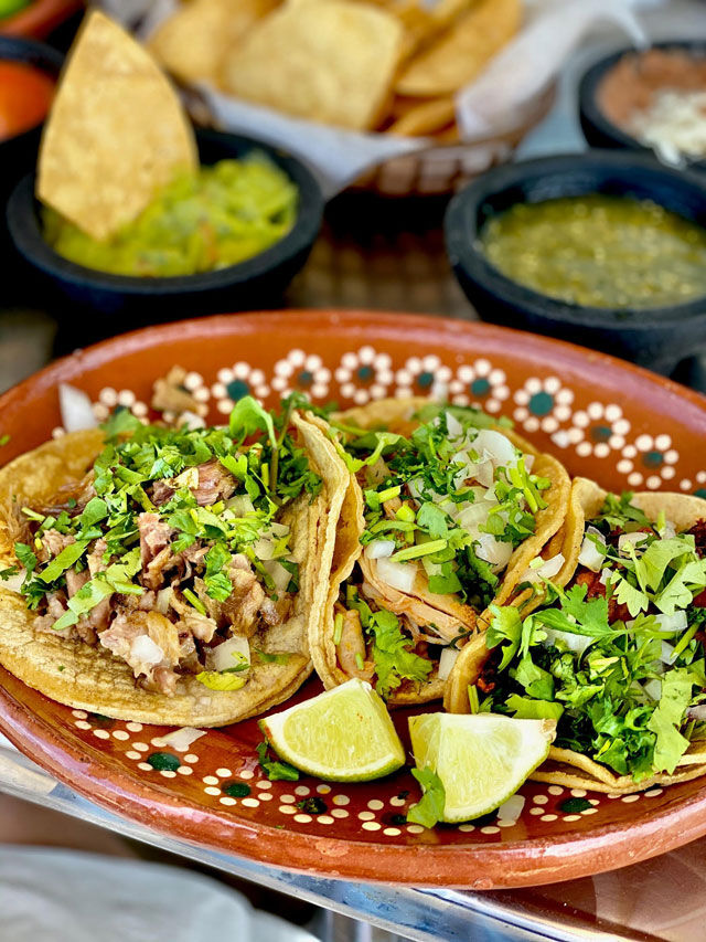 Courtesy-of-Taqueria-Autlan1.jpg